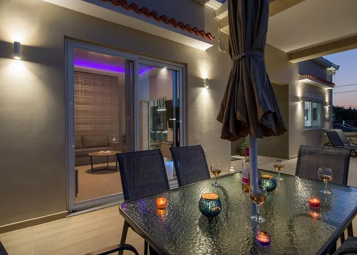 Luxury Villa Eva-Mari With Jacuzzi, 50M From The Beach