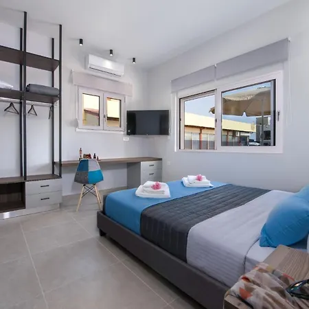 Luxury Villa Eva-Mari With Jacuzzi, 50M From The Beach Stalos Exterior photo