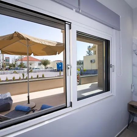 Luxury Villa Eva-Mari With Jacuzzi, 50M From The Beach Stalos Exterior photo