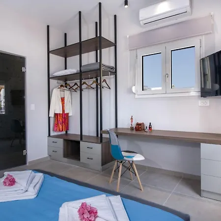 Luxury Villa Eva-Mari With Jacuzzi, 50M From The Beach Stalos Exterior photo